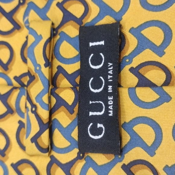 Gucci - Picture 3 of 3